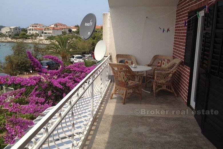 Rogoznica - dvojna kuća uz more