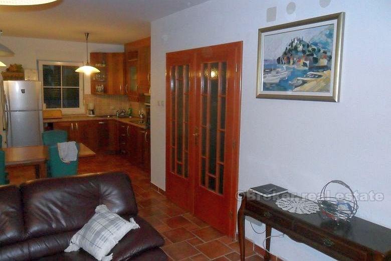 Près de Sibenik - première classe villa en bord de mer