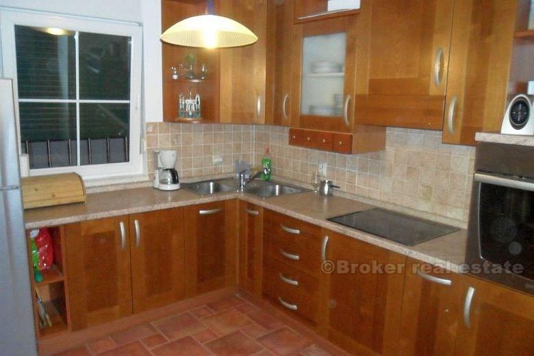 Près de Sibenik - première classe villa en bord de mer