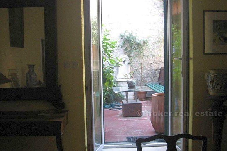 Split sentrum - Leilighet med 4 rom i midt i byen