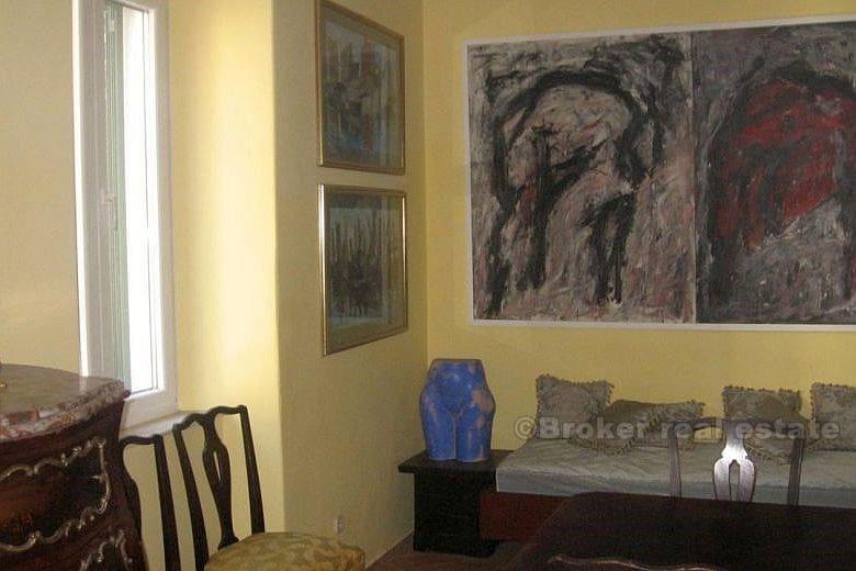 Centrum Splitu - Apartament z 4 pomieszczenia w środku miasta