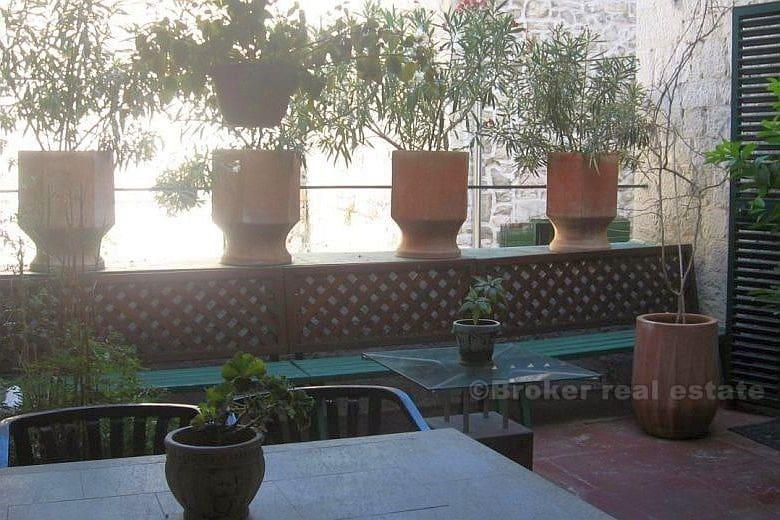 Centrum Splitu - Apartament z 4 pomieszczenia w środku miasta