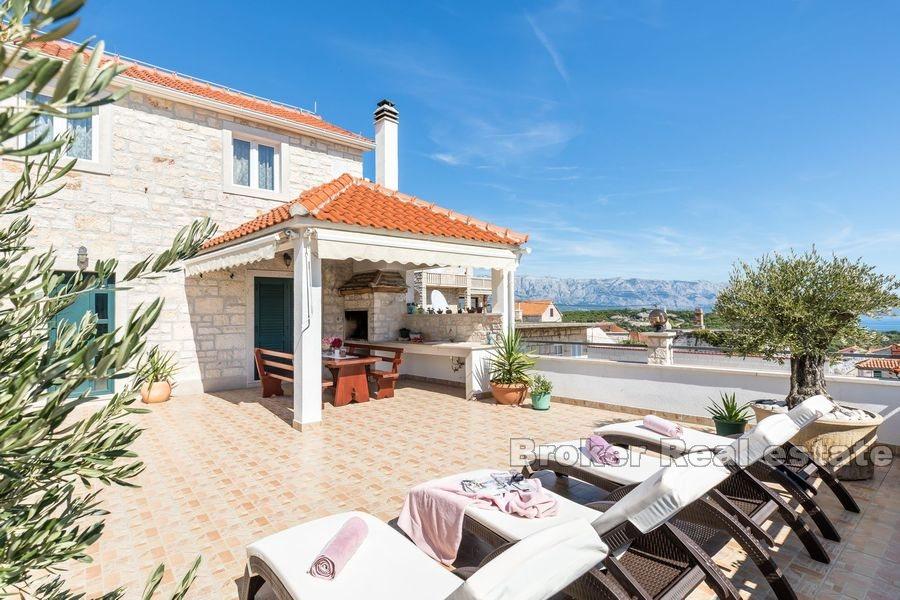 Øya Brac - Hus på 2 etasjer