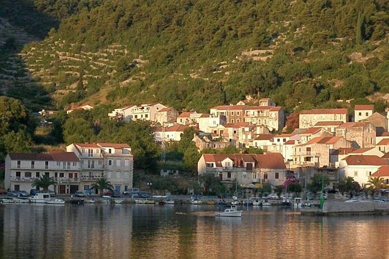Wyspa Korcula - Odnowiony dom z widokiem na morze
