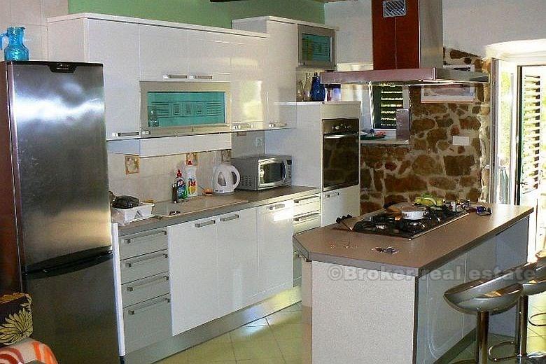 Øya Brac - Hus på 2 etasjer