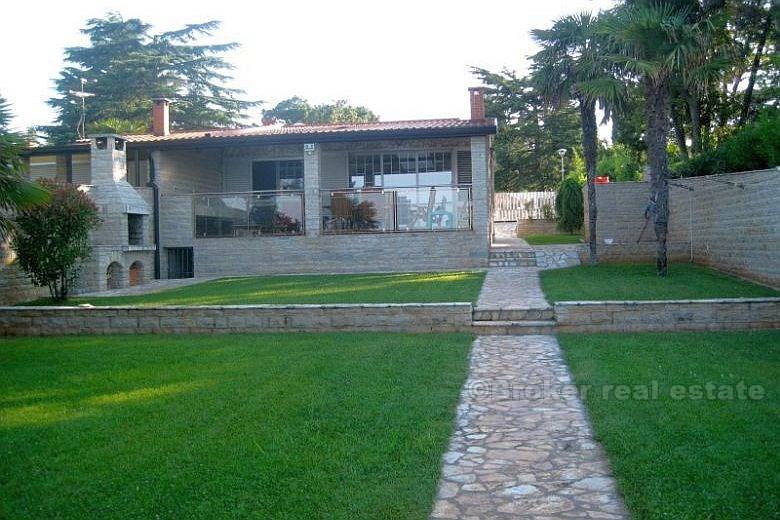 Umag - Haus von 110 m2, 5 Meter vom Meer entfernt