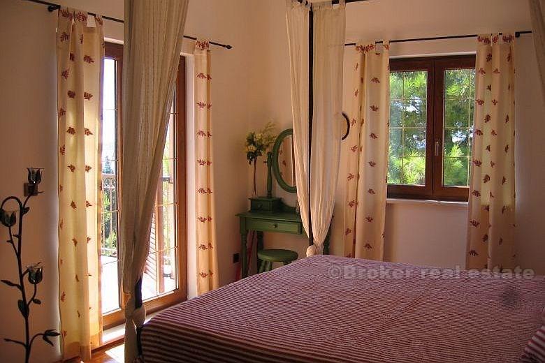 Rogoznica - Hus med utsikt over havet på 3 etasjer