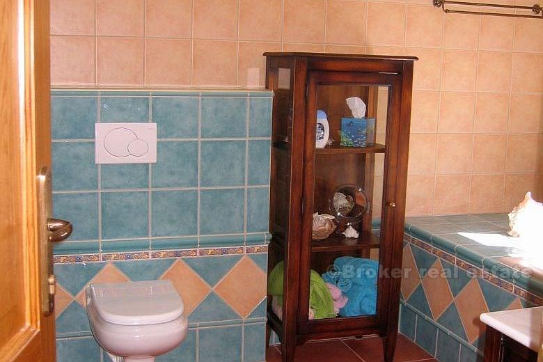 Rogoznica - Hus med utsikt over havet på 3 etasjer