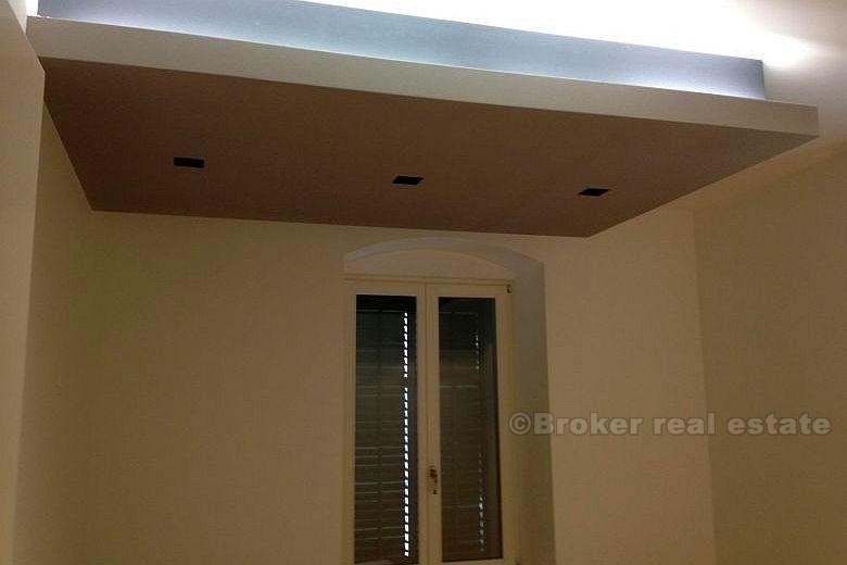 Centrum Splitu - Luxusní zrekonstruovaný byt o 84 m2