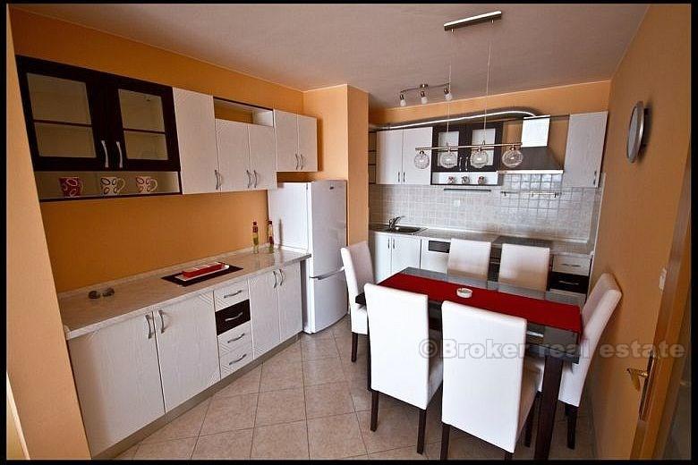Split - Lijepi stan od 82m2
