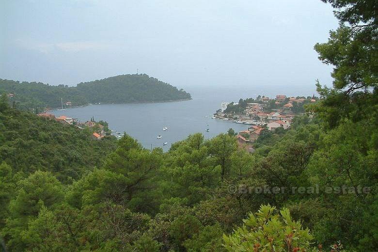 Øya Korcula - Hus på 2 etasjer på sørsiden av øya Korcula