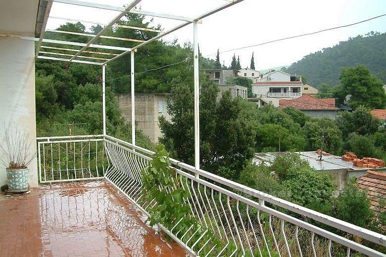 Wyspa Korcula - Dom na 2 piętrach w południowej stronie wyspy Korczula