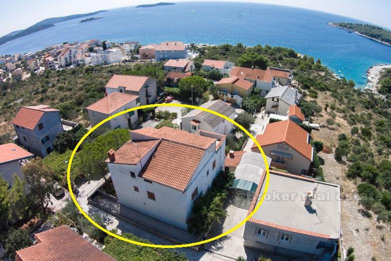 Rogoznica, belle maison spacieuse