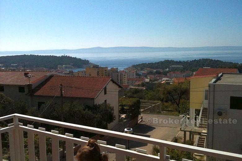 Makarska - Leilighet hus på 400 m2 med 300 m2 land