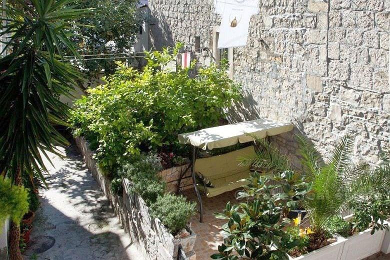 Split - maison en pierre rénovée de luxe sur 4 étages