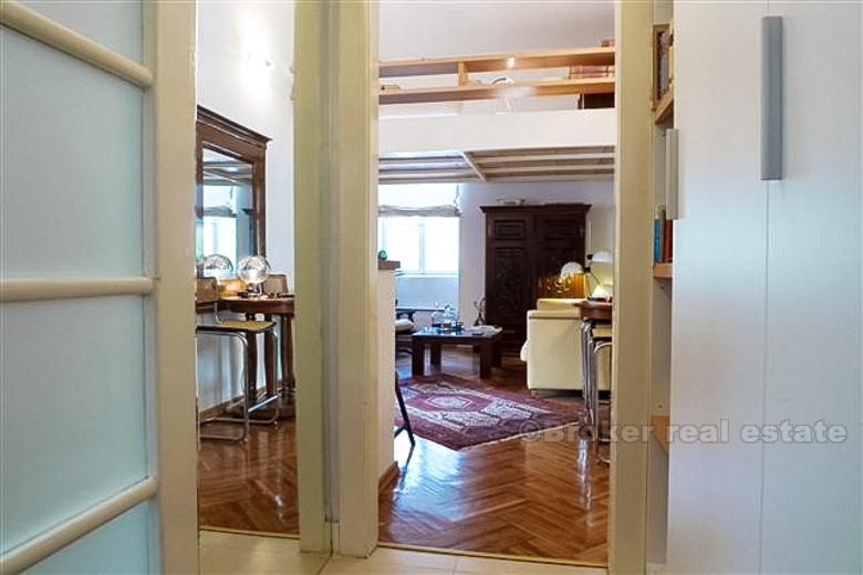 Split by - Leilighet nær sentrum