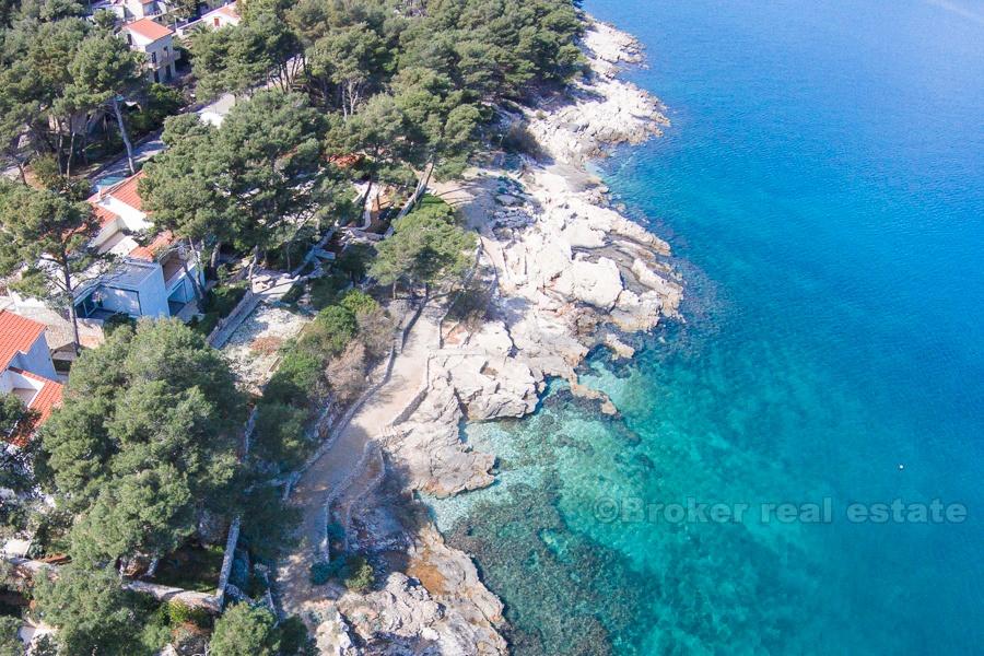 Île de Hvar, appartement d'une chambre dans la première rangée de la mer