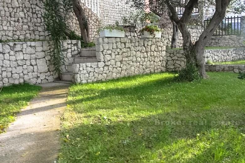 Podgora - Dom nad morzem na 3 piętrach