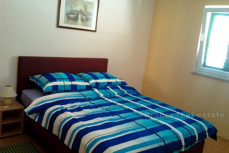 Otok Brač - Apartman sa 2 sobe s pogledom na more