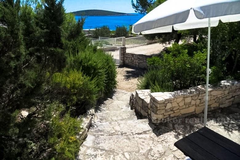 Ostrov Vis romantický patrový dům