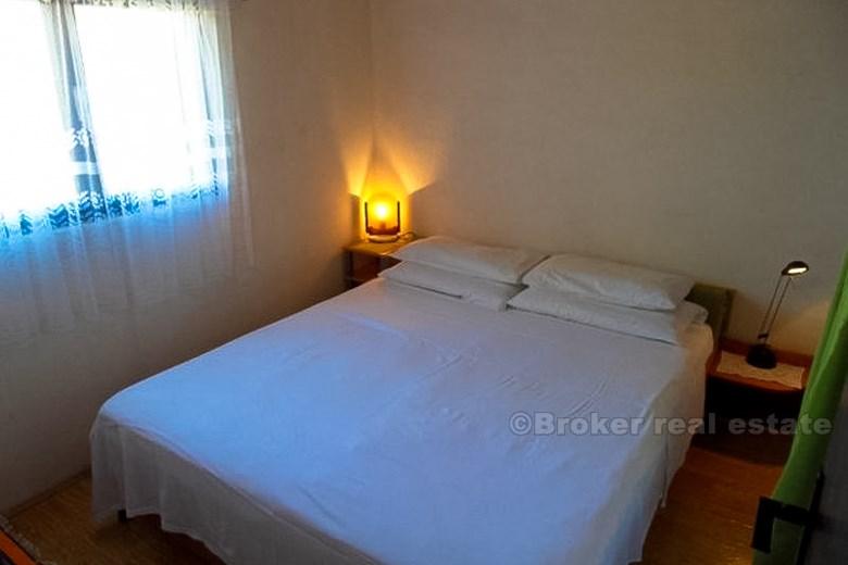 Ostrov Vis romantický patrový dům