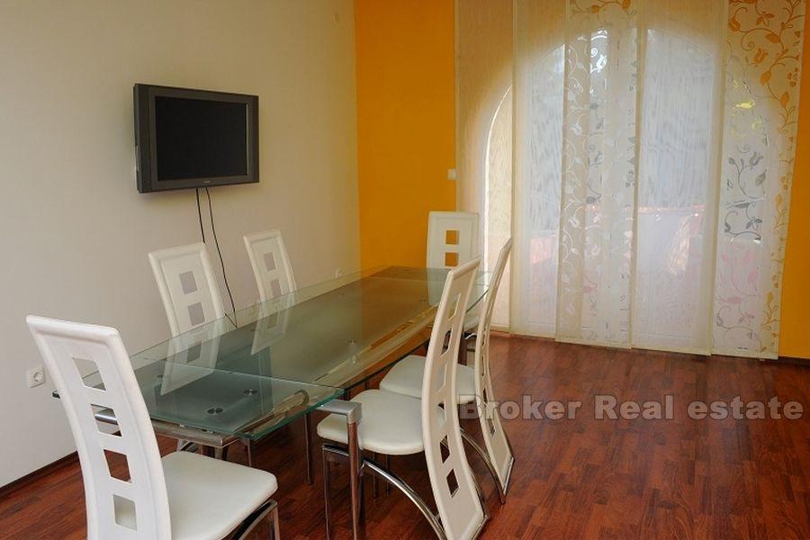 Рядом с Задаром, рядом с пристанью для яхт