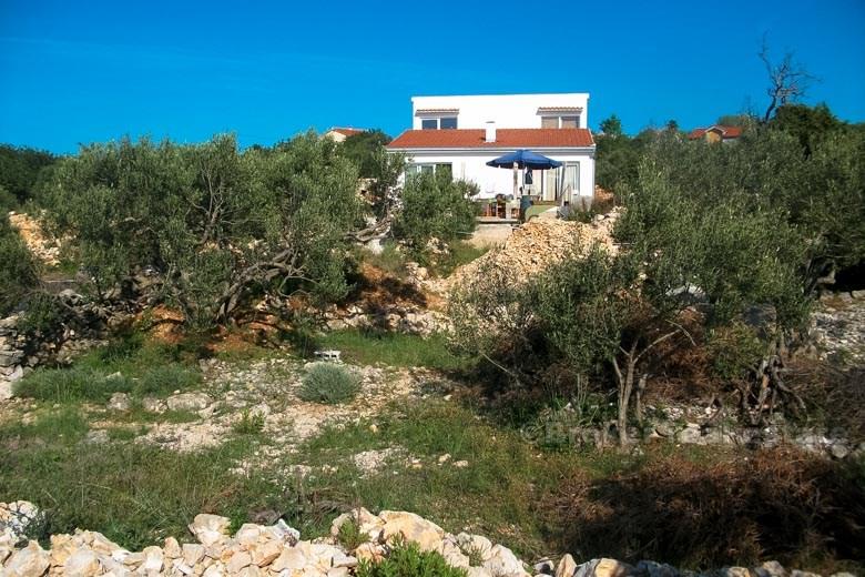 Drvenik Mali - Newly built house on a plot of 750 m2