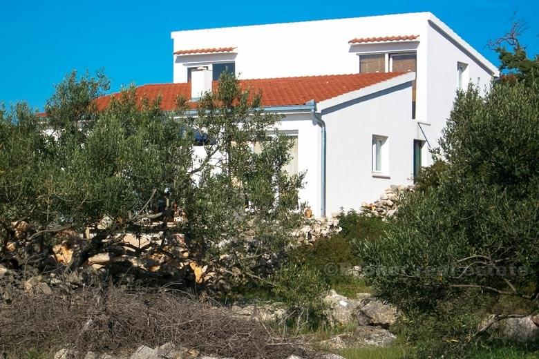 Drvenik Mali - Newly built house on a plot of 750 m2