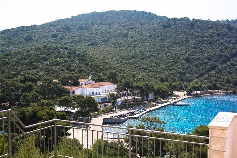 Villa zu verkaufen - Insel Lastovo