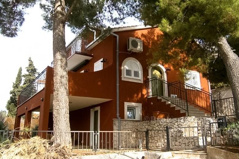 Island of Ciovo - Newly renovated house