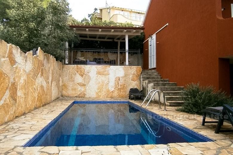 Island of Ciovo - Newly renovated house