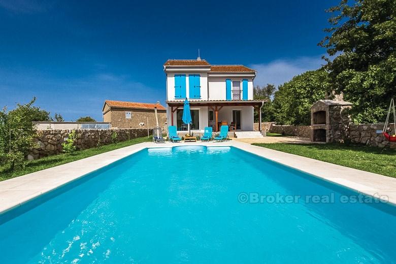 Wyspa Krk - Dom / willa w spokojnej okolicy na skraju zielonej strefie