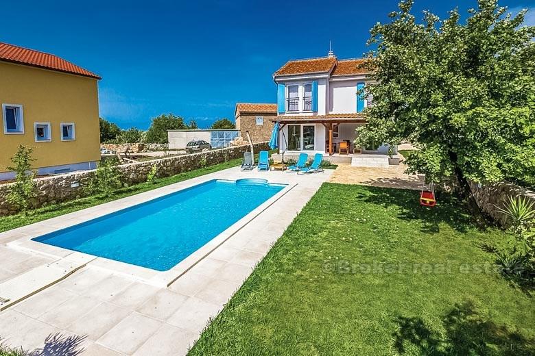 Wyspa Krk - Dom / willa w spokojnej okolicy na skraju zielonej strefie