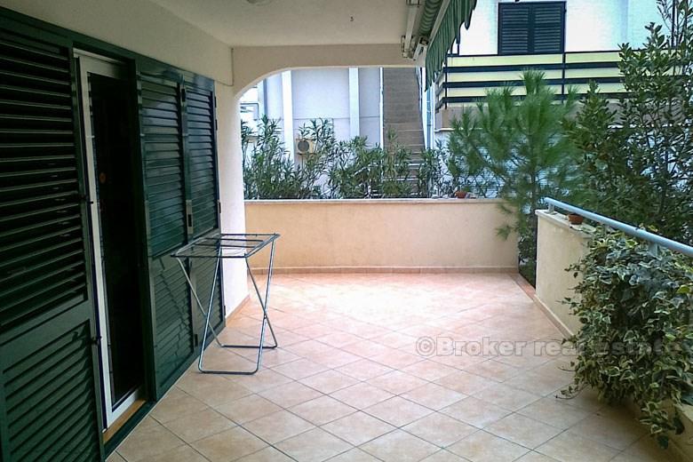 Island of Pag - Furnished ground floor apartment