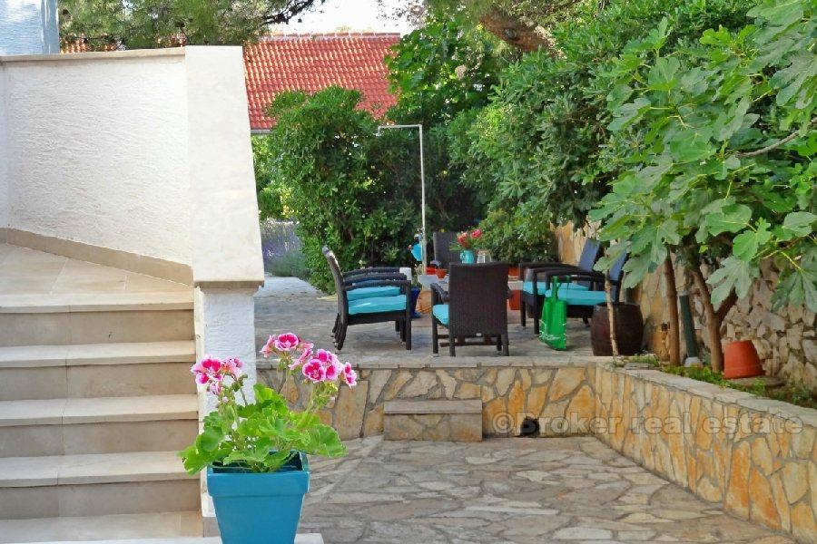 Ostrov Pag - apartmánový dům