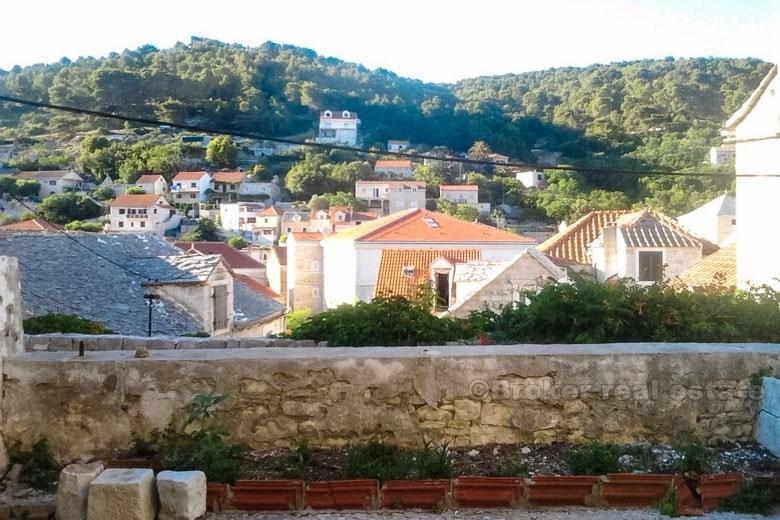 ostrov Brač starého stredomorského doma