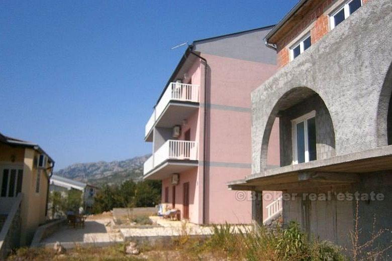 v blízkosti Karlobag - Dům