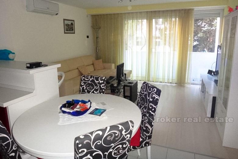 Split, renovated two-bedroom apartment!