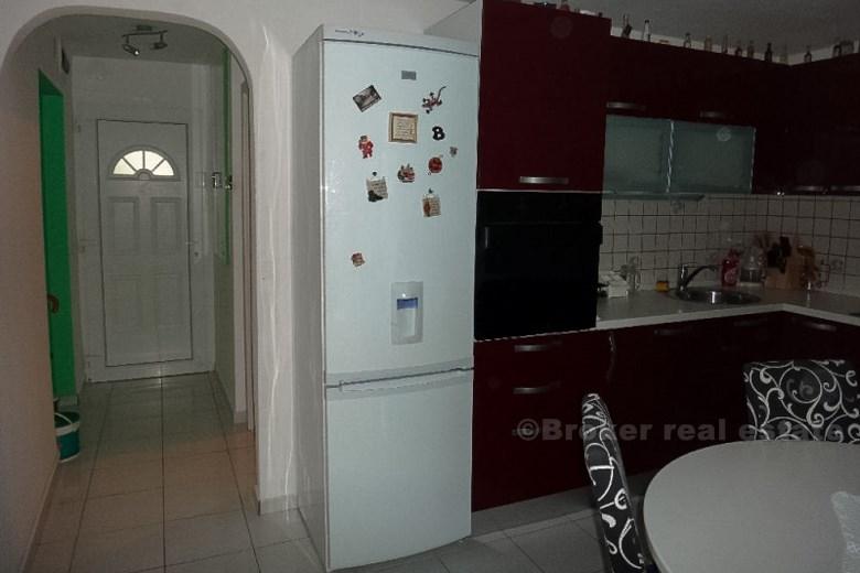 Split, renovated two-bedroom apartment!