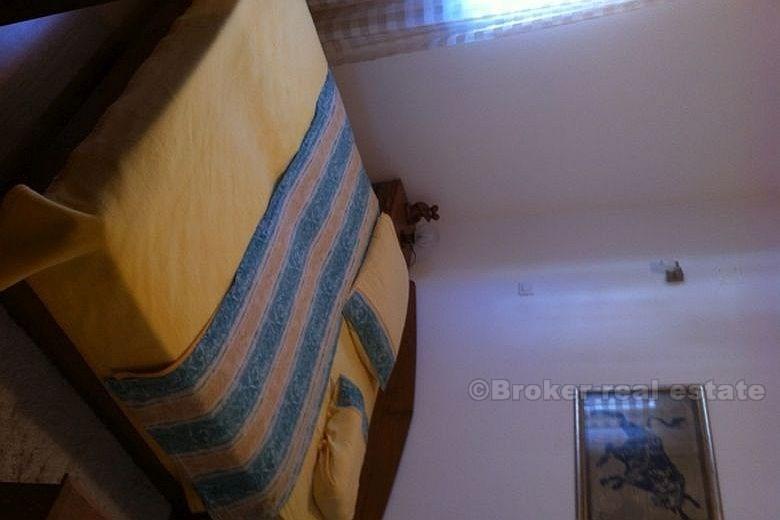 apartmán se dvěma ložnicemi ve Splitu