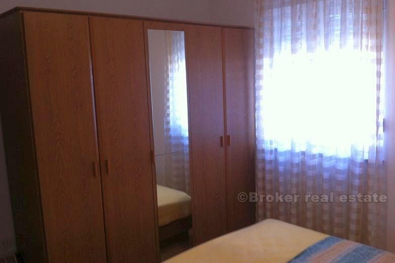 apartmán se dvěma ložnicemi ve Splitu