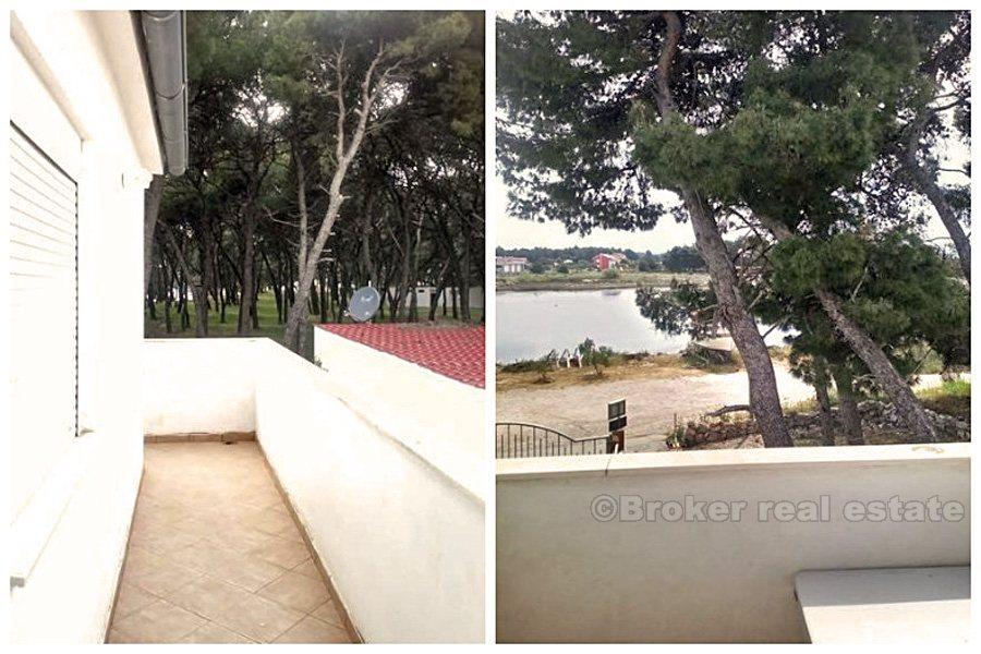 w pobliżu Sibenik - Piękne kamienice