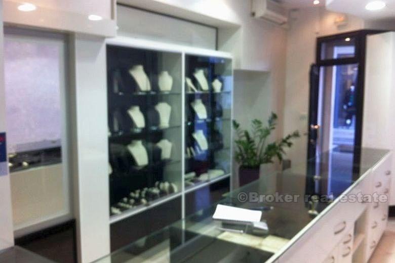 Split, Commercial property