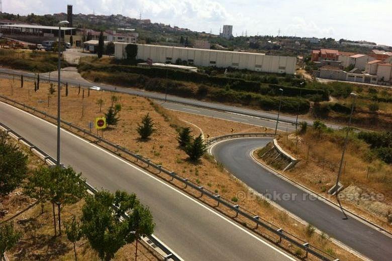 Spazio per uffici nella zona industriale