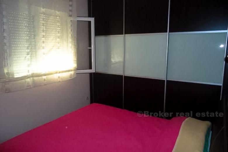 Kastel Gomilica, zwei-Zimmer-Wohnung