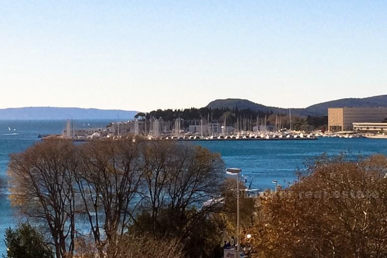 Сплит, пять комнатная квартира