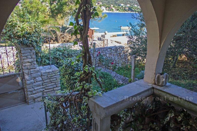 près de Rogoznica, Maison de vacances