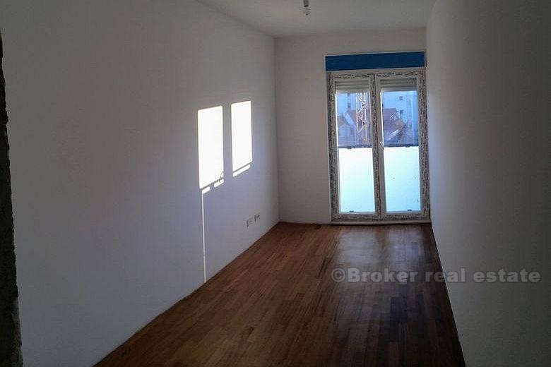 Split, three-room apartments