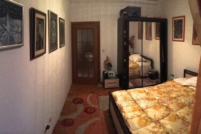 Split, one bedroom apartment with garden and terrace