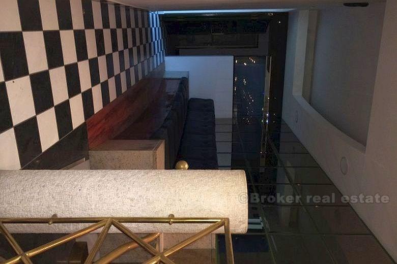 three bedroom apartment office / hostel / office in Split